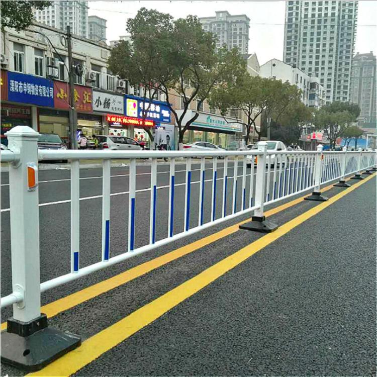 市政道路護欄 馬路中間圍欄網(wǎng)